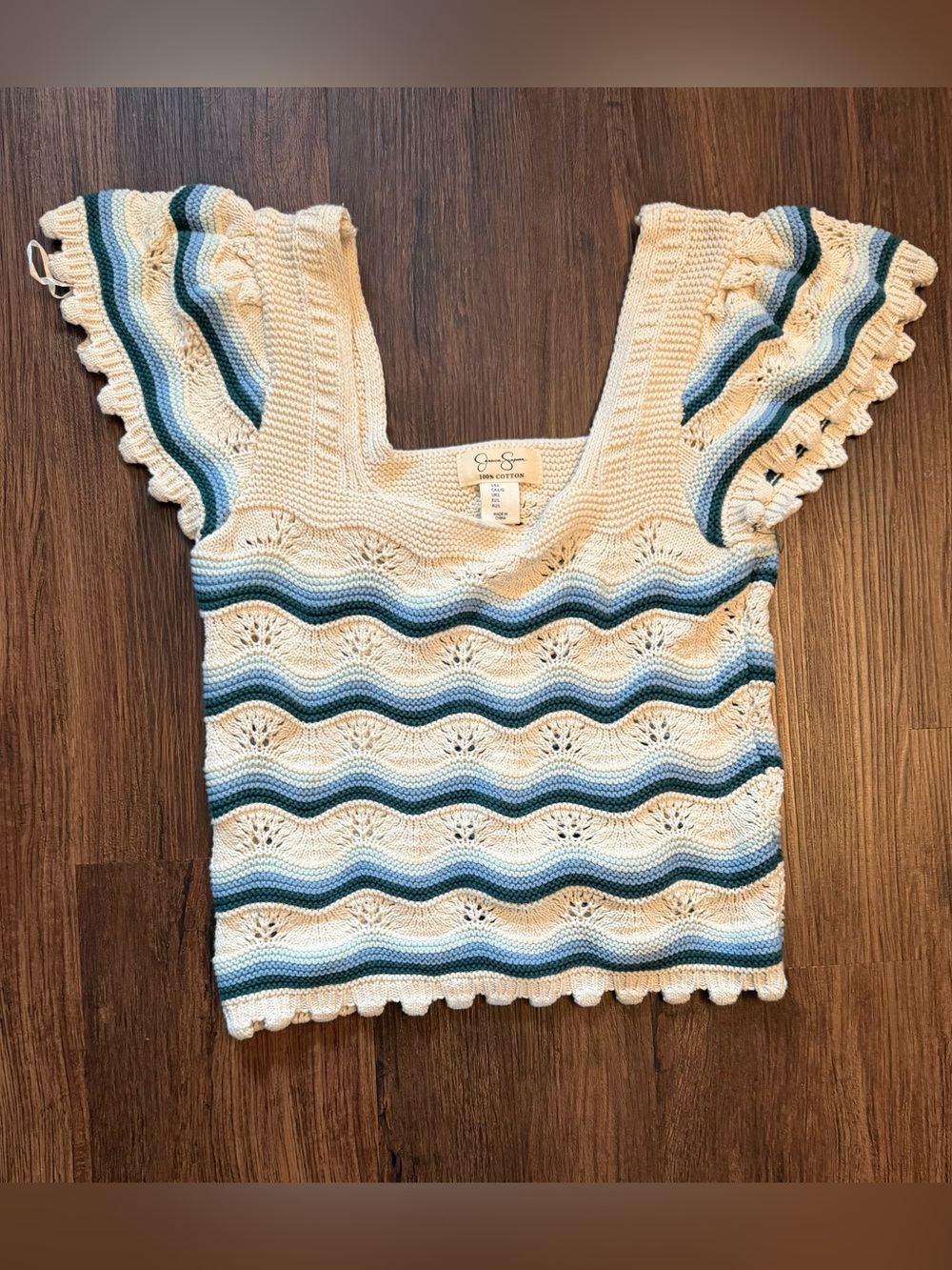 Jessica Simpson Cropped Crochet Wave Knit Top - Cream and Blue